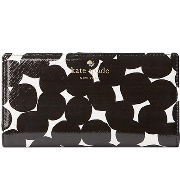 kate spade Handbags - NEW Kate Spade Wallet
